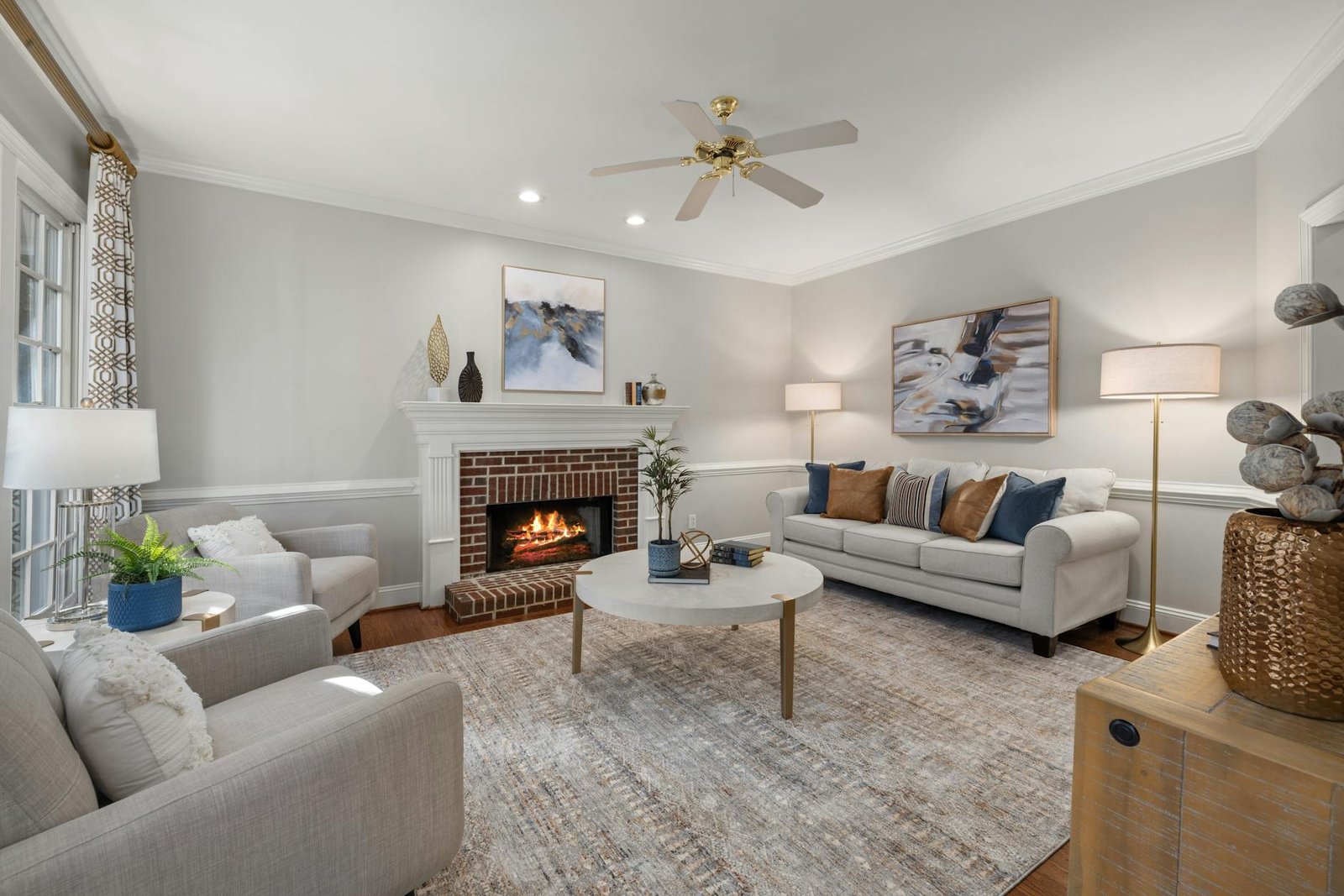 The Lighting Mistake That Makes Staged Homes Look Flat in Photos